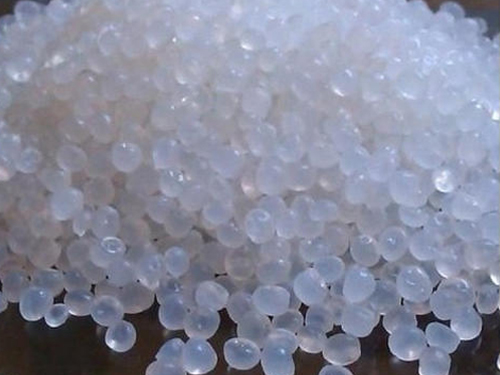 PA12與PA11相比哪個的特性會更穩(wěn)一些？